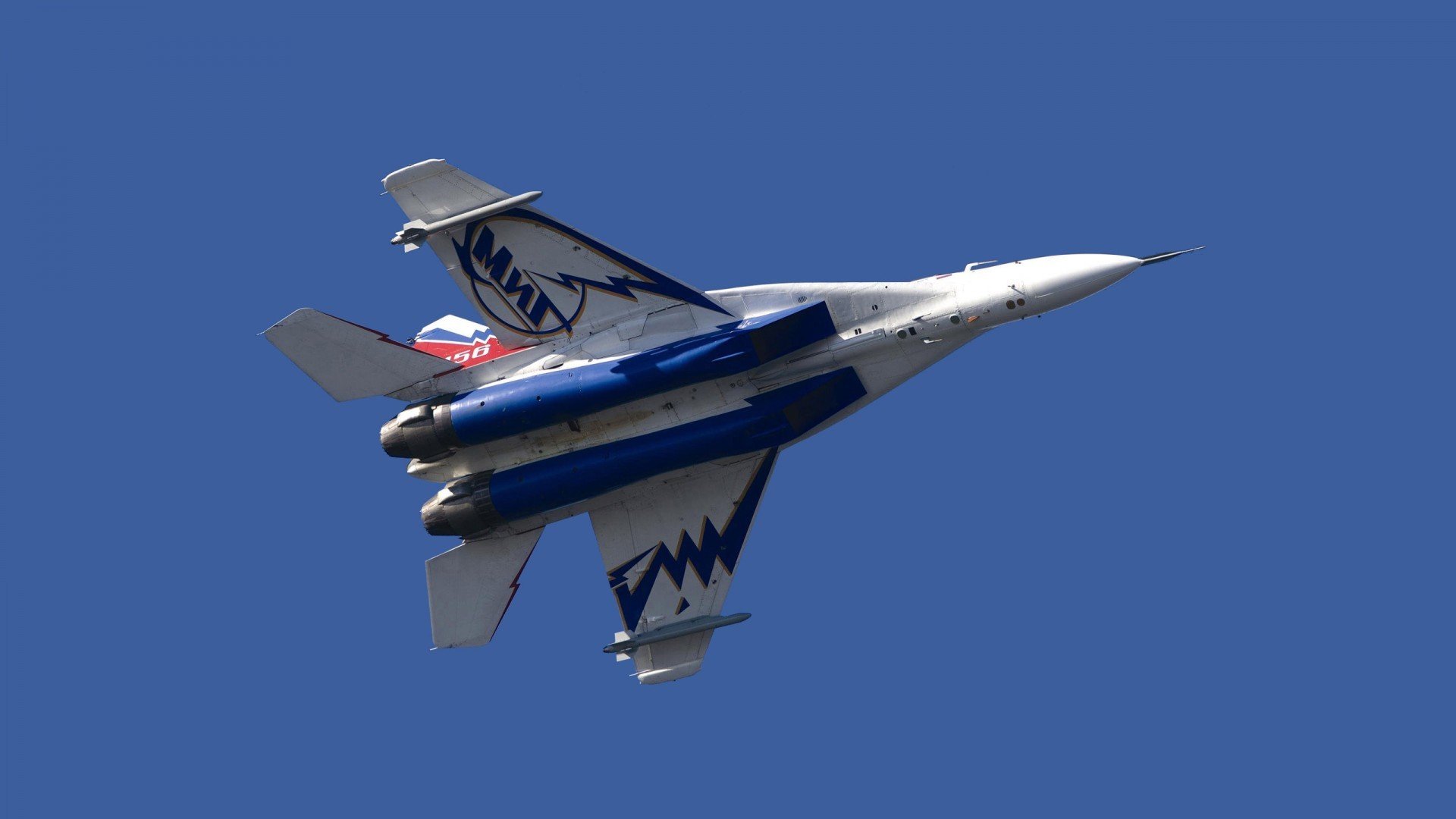 乐鱼体育在线下载-国际足球裁判培训实现全面数字化,执法水平稳步提升,足球裁判员培训班